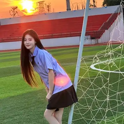 姚凡玲